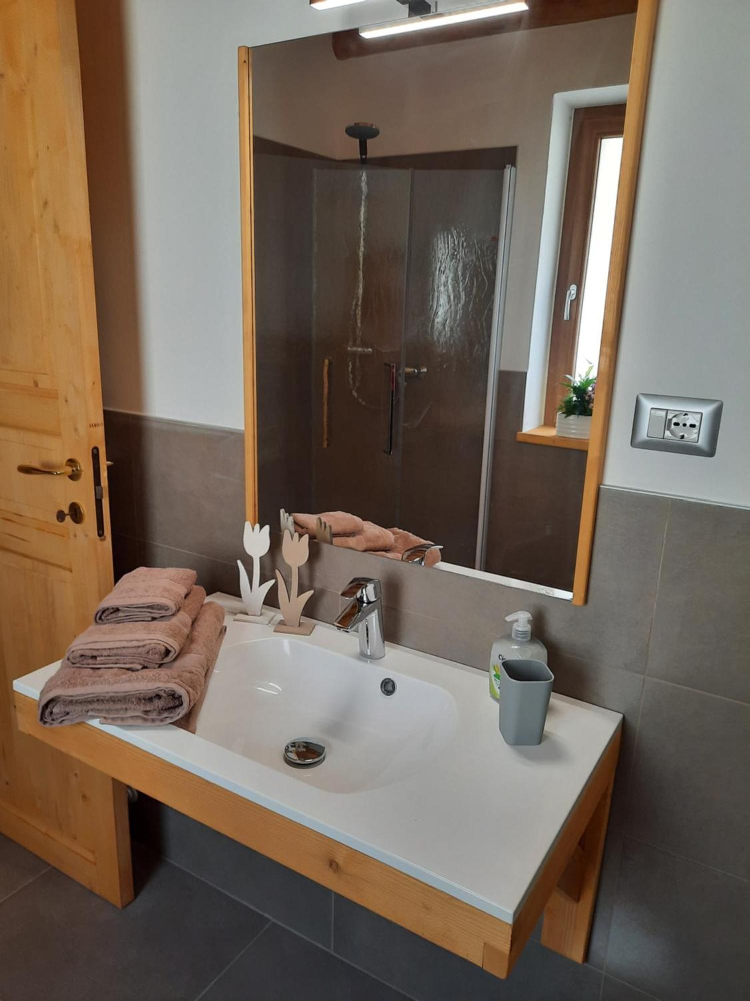 Appartement Ai Monti à Barcis Extérieur photo